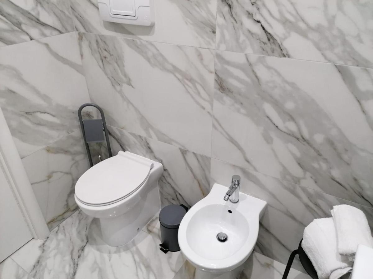 Centro Storico Casa Elegante Per Famiglia Villa Napoli Eksteriør billede